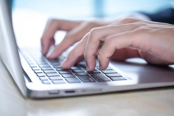 联想Win10家庭版升级至企业版：提升工作效率的新选择 图2