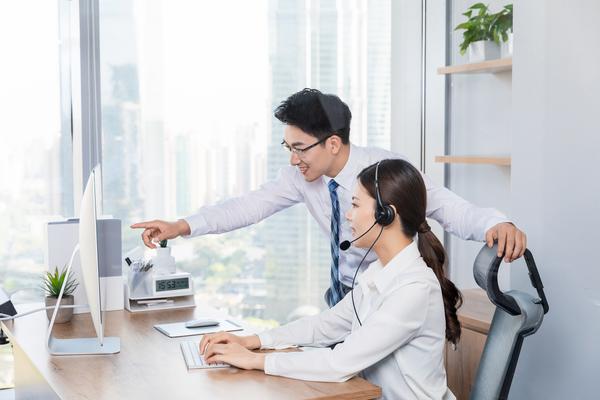 企业融资客服专员：为您提供专业融资方案与贴心服务图1