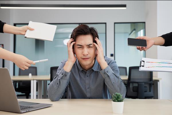 浦发银行万用金全额罚息|项目融资合规管理与风险防范 图1