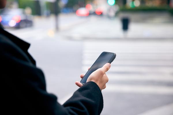 打击防范电信诈骗：识别常见骗术远离诈骗陷阱 图2