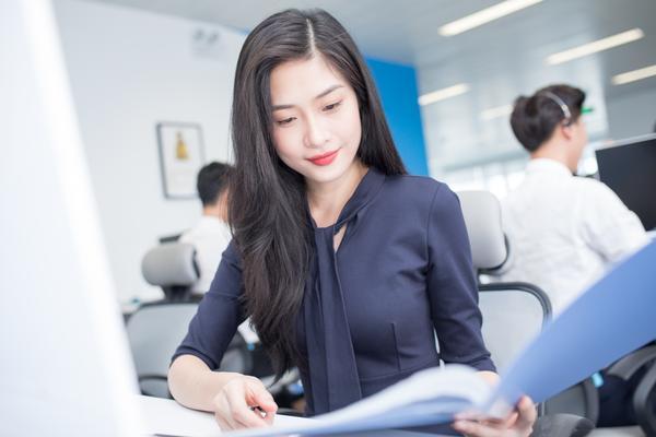 女孩化妆品品牌策划公司项目融资与企业贷款方案 图2