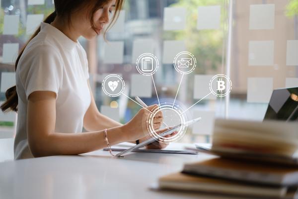 银行贷款业务中的客户回访机制：流程、合规与风控 图1