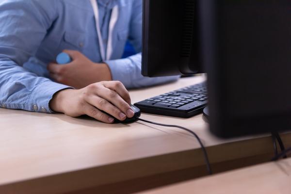 崇贤人力资源和社会保障局-创新融资模式与社会服务优化的先行者 图1