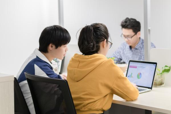内陆企业如何通过项目融资与企业贷款成功上市交易 图2