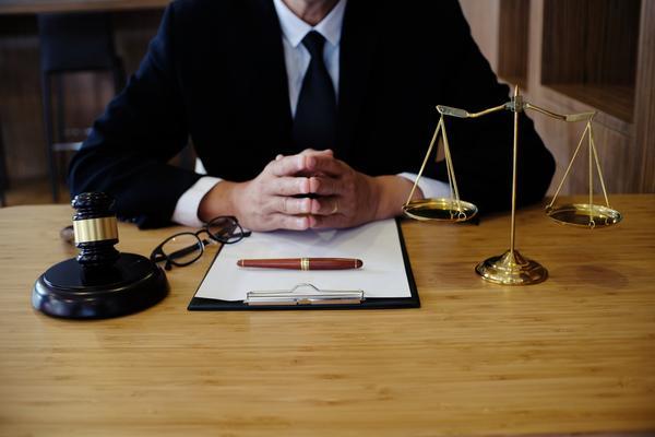 银行贷款还款是否违法？处理方式与法律框架解析 图1