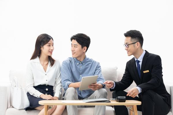 整合营销广告公司名称：项目融资领域的创新与突破 图2
