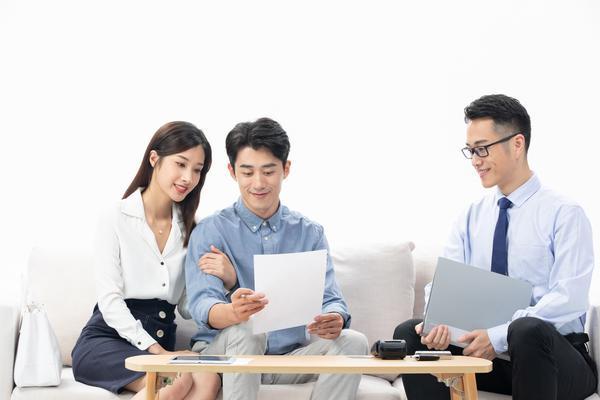 社群运营群内突发状况应对策略与项目融资风险管理 图2
