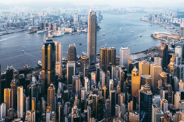全国房地产贷款比例|房地产融资风险与项目管理挑战 图1